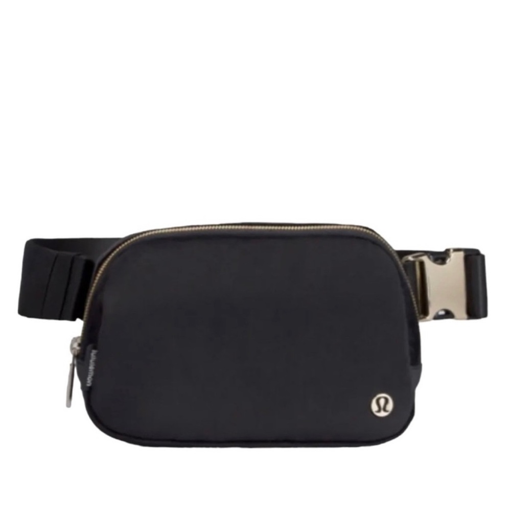Lululemon Everywhere Belt Bag Velour 1L Black Gold NWT